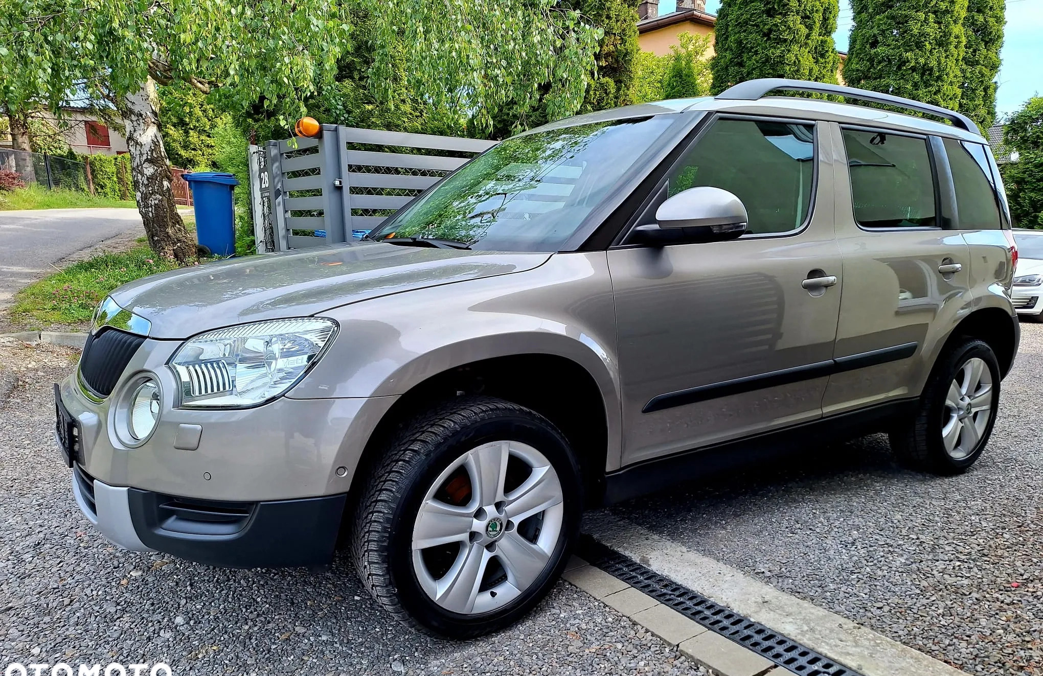 Skoda Yeti cena 32900 przebieg: 299000, rok produkcji 2013 z Biała małe 562